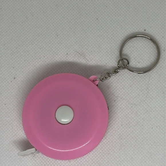 ⭐️ Host Pick ⭐️Strawberry Keychain Measuring Tape Accessory 60 inches - Picture 5 of 5